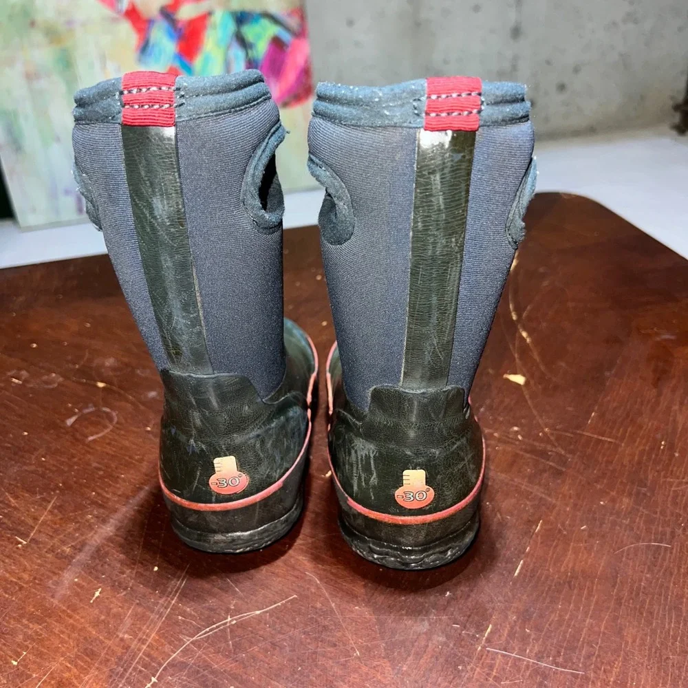 Bogs Kids Solid Classics Waterproof Winter Rain Boots Green Navy Blue Size 9 25